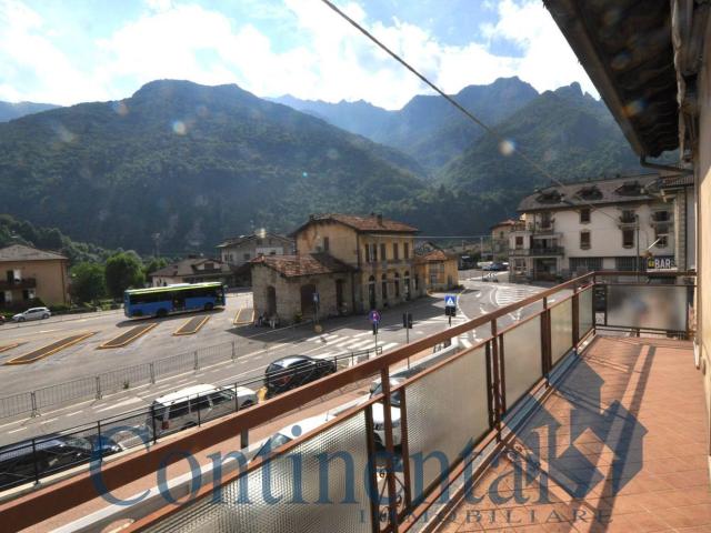 Appartamento in vendita a Castello, Piazza Brembana