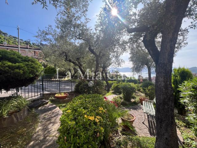 Appartamento in vendita a La Serra, Lerici