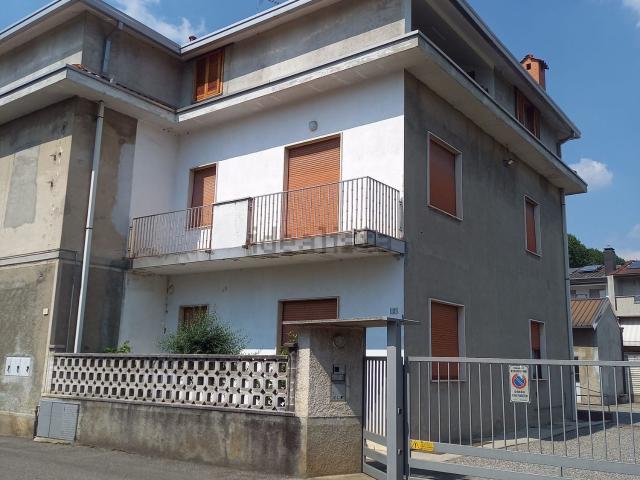Appartamento in vendita a Rescaldina, Lombardia