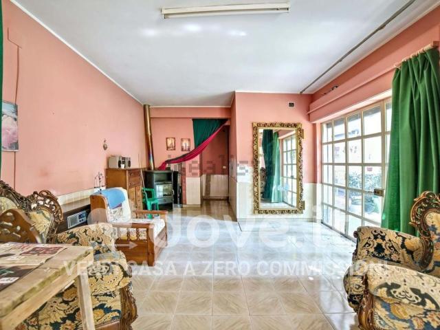 Appartamento in vendita a Randazzo, Catania