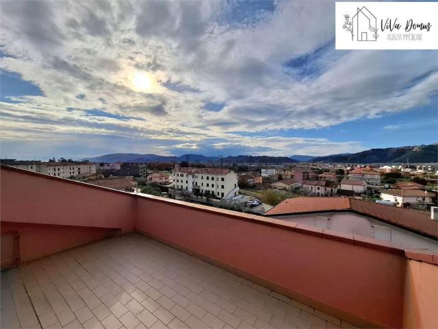 Appartamento in vendita a Ponzano Magra, Santo Stefano Di Magra
