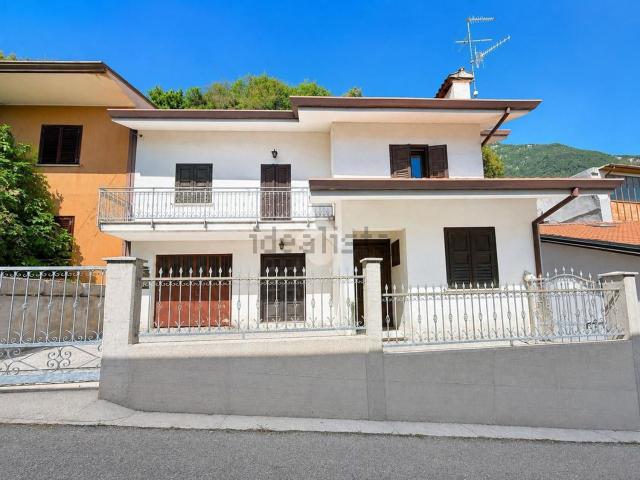 Appartamento in vendita a Peonis, Trasaghis / Trasagas
