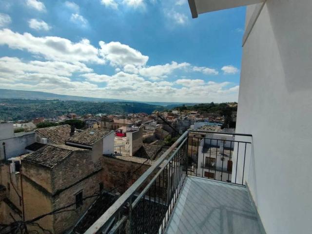 Appartamento in vendita a Vittoria, Sicilia
