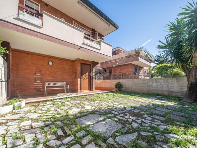 Appartamento in vendita a Morena, Roma