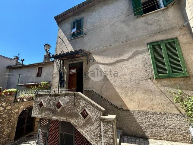 Appartamento in vendita a Calvi Dell'umbria, Umbria