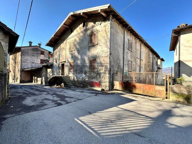 Appartamento in vendita a Fino Del Monte, Lombardia