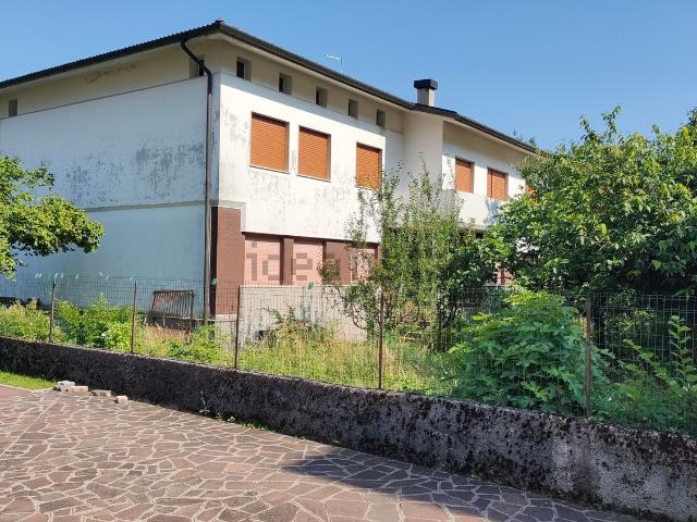 Appartamento in vendita a Tolmezzo, Friuli-Venezia Giulia