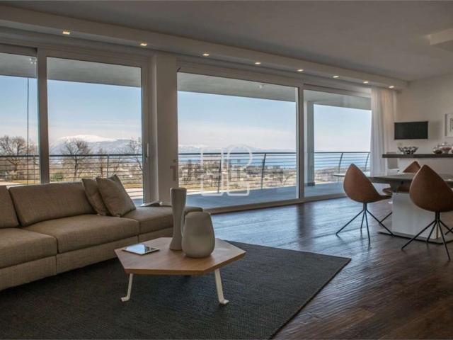 Appartamento in vendita a Padenghe Sul Garda, Lombardia