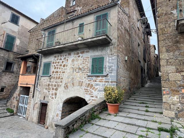 Appartamento in vendita a Bagnoregio, Lazio