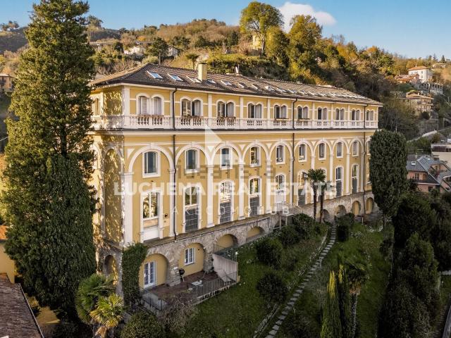 Appartamento in vendita a Como, Lombardia