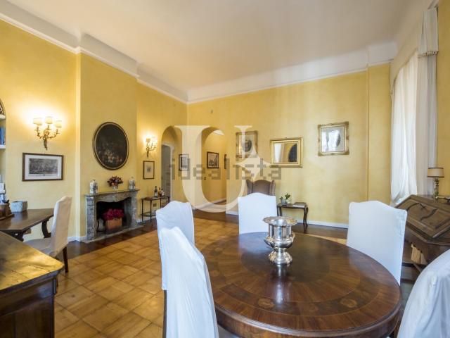 Appartamento in vendita a Città murata, Como