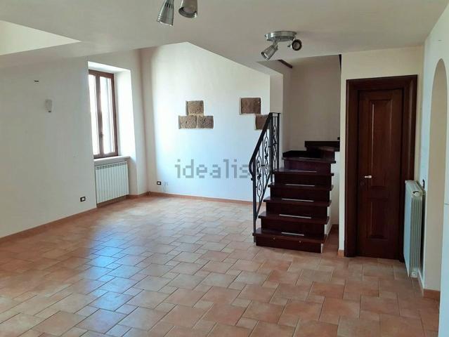 Attico in vendita a Magliano Sabina, Lazio