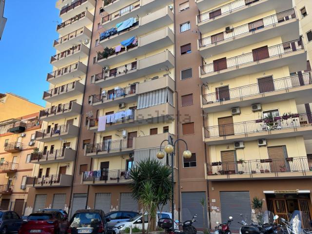 Appartamento in vendita a V Circoscrizione, Palermo