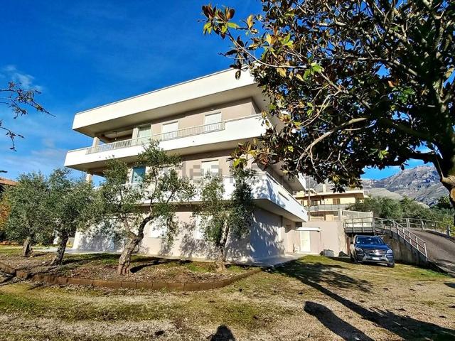 Appartamento in vendita a Gianola, Formia