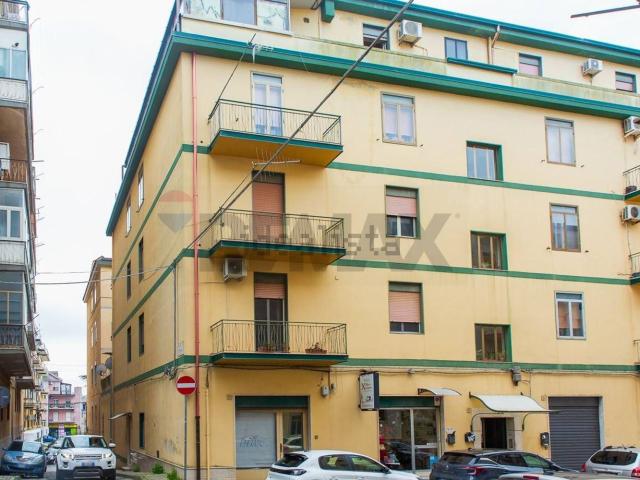 Appartamento in vendita a Piazza, Sicilia