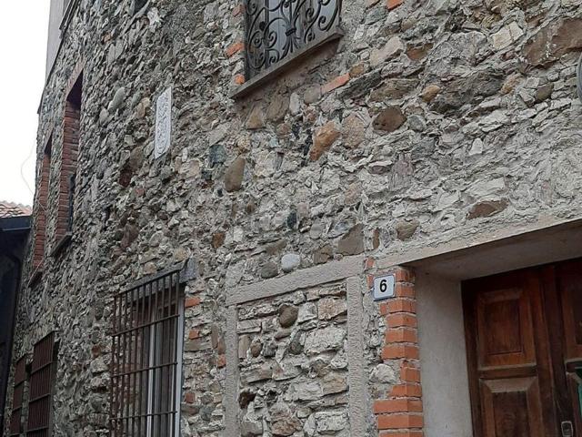 Appartamento in vendita a Unione dei comuni della Valletta, Rovagnate
