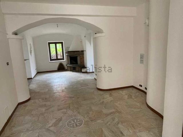 Appartamento in vendita a Arico, Piemonte
