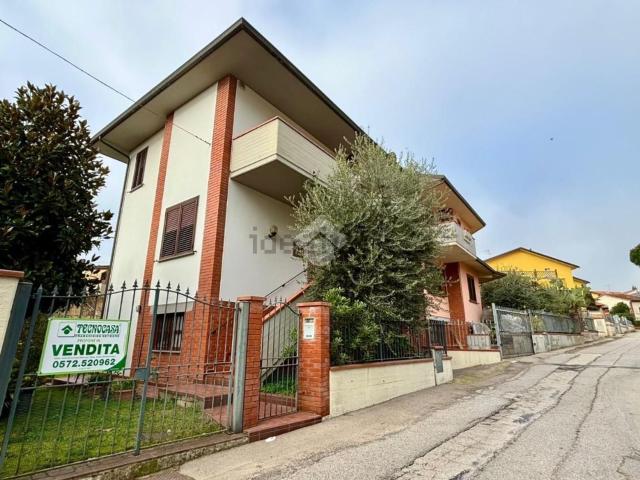Appartamento in vendita a Monsummano Alto, Montevettolini