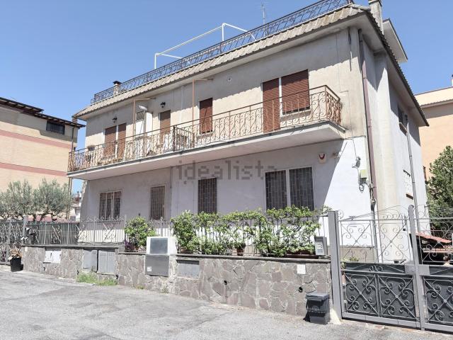 Appartamento in vendita a Municipio Roma VII, Roma Capitale