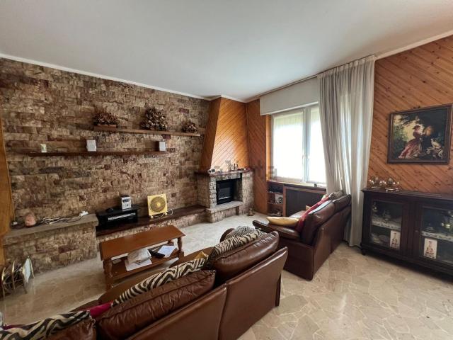 Appartamento in vendita a Cernusco Sul Naviglio, Lombardia