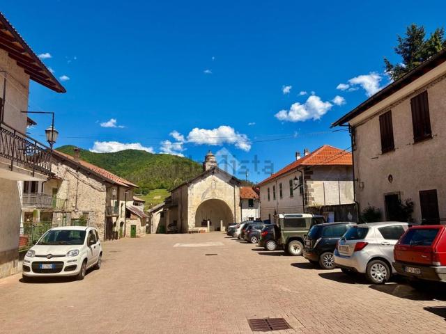 Appartamento in vendita a Calizzano, Liguria