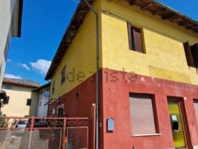 Appartamento in vendita a Aviano, Friuli-Venezia Giulia