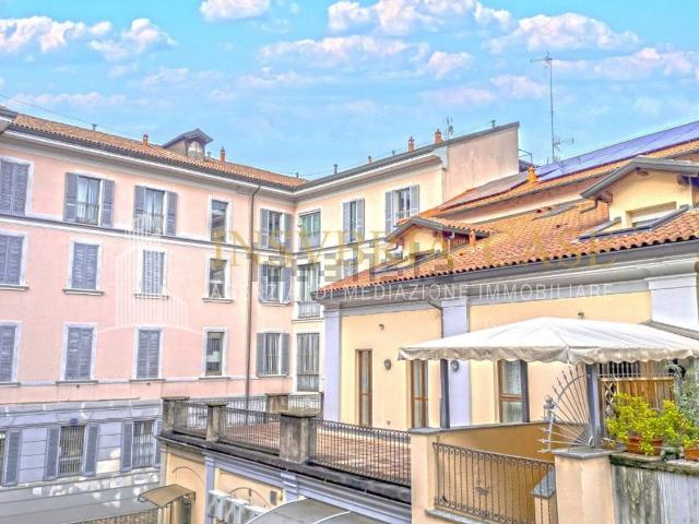 Appartamento in vendita a Comunità Montana Valli del Verbano, Luino