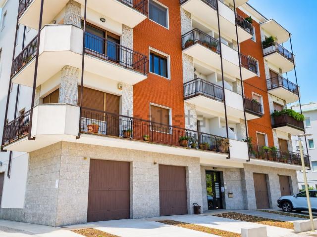 Appartamento in vendita a Vicina, Desenzano Del Garda
