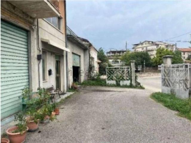 Appartamento in vendita a Pratola Peligna, Abruzzo