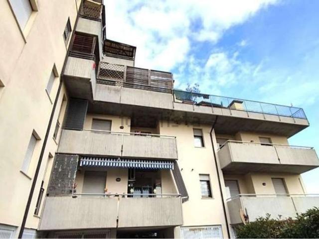 Appartamento in vendita a Maddalene, Vicenza