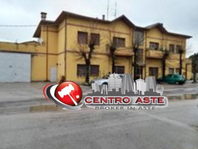 Appartamento in vendita a Guazzi, Colli al Metauro