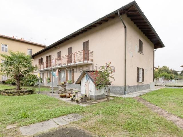 Appartamento in vendita a Trevisago, Cocquio Trevisago