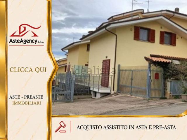 Appartamento in vendita a C.da Colle Cervone, Pescara