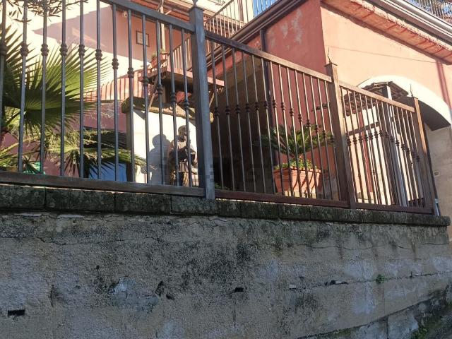 Appartamento in vendita a Domicella, Campania