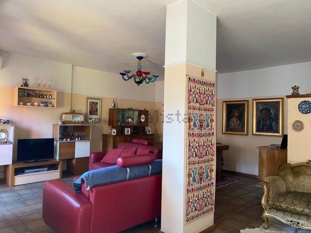 Appartamento in vendita a Quartiere Tribunale, Cosenza