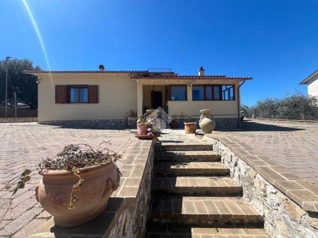 Appartamento in vendita a Amelia, Umbria