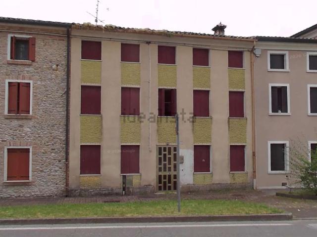 Appartamento in vendita a Crocetta Del Montello, Veneto