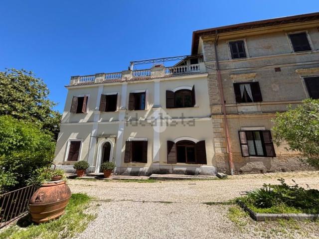 Appartamento in vendita a Ville di Nemi, Roma Capitale
