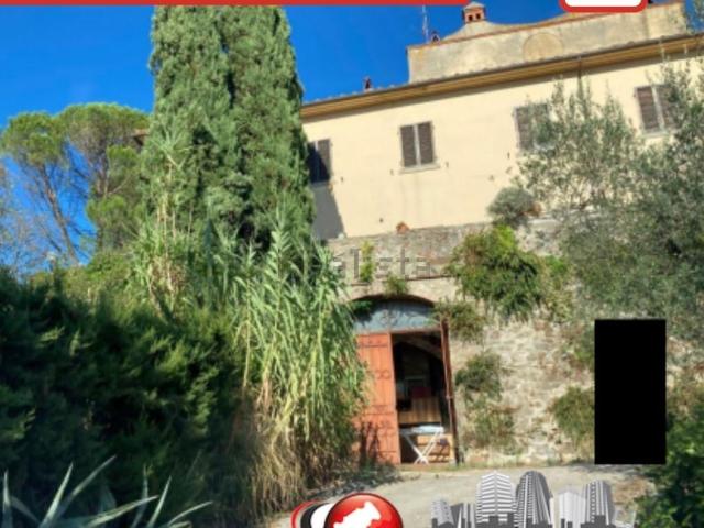 Appartamento in vendita a Palazzo Del Pero, Toscana