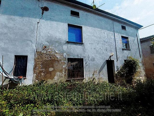 Appartamento in vendita a Casa Cuccagna, Ziano Piacentino