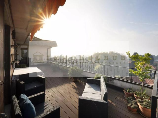 Appartamento in vendita a Albiate, Lombardia