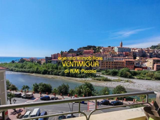 Attico in vendita a Ventimiglia, Liguria