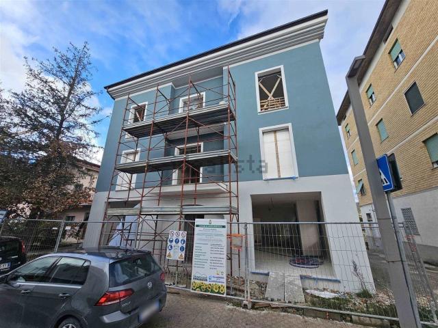 Appartamento in vendita a Quartiere Feggiani, Marche