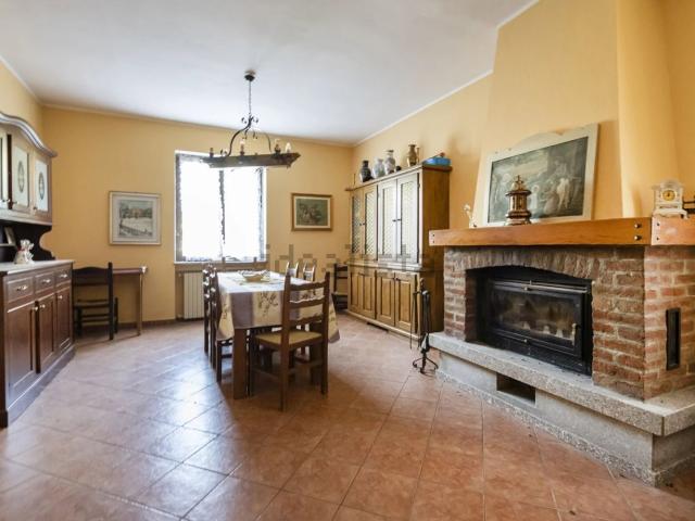 Appartamento in vendita a Cavacurta, Lombardia