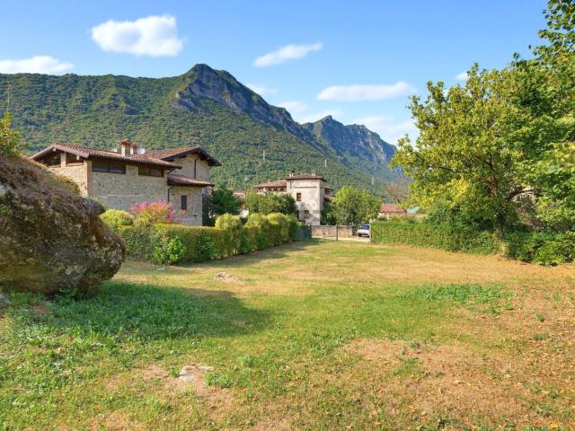 Appartamento in vendita a Comunità montana della Valle Sabbia, Idro