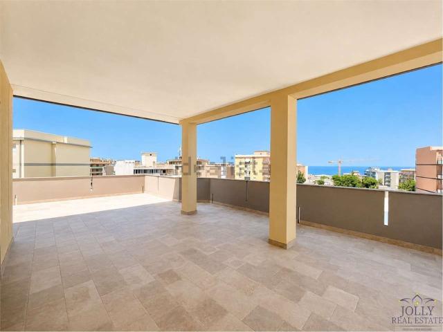 Attico in vendita a Acradina, Siracusa