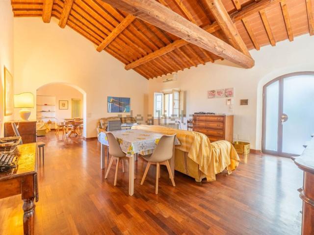Appartamento in vendita a Monteliscai, Siena