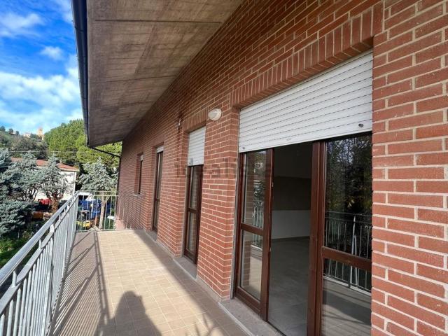 Appartamento in vendita a Castelnuovo, Marche