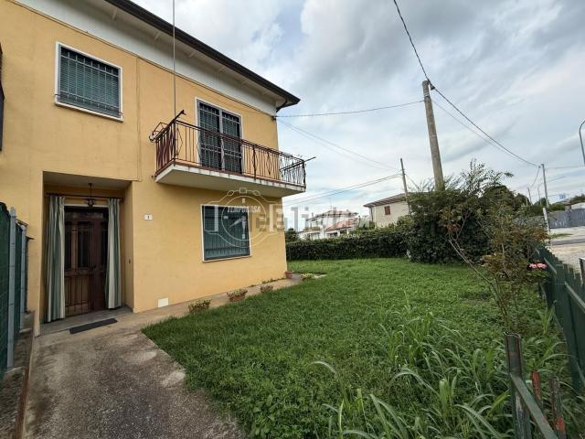 Appartamento in vendita a Selvazzano Dentro, Veneto