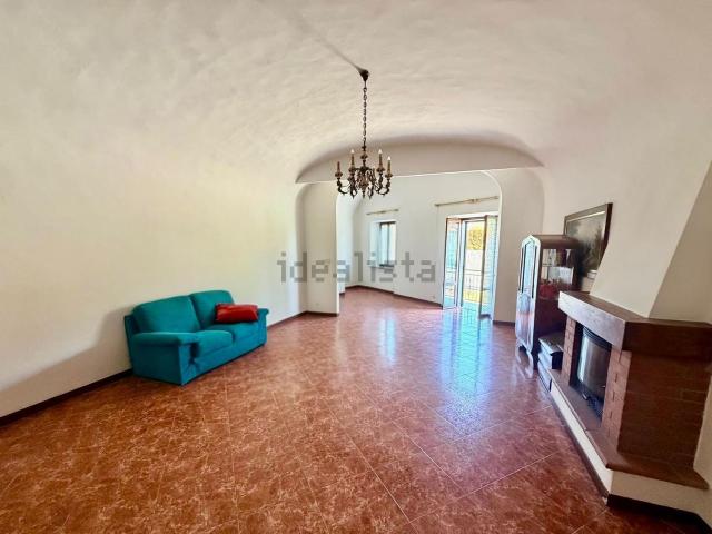 Appartamento in vendita a Rivergaro, Reggio Emilia